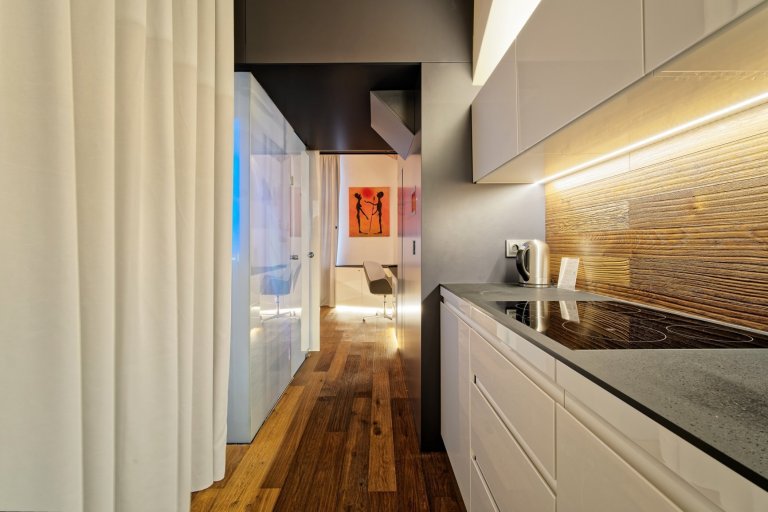 Jsme spolutvůrci jedinečného projektu Ing. Arch. Adama Rujbra, který se nazývá Living Showroom. Jednalo se o realizaci interiéru atypického nevyužívaného…