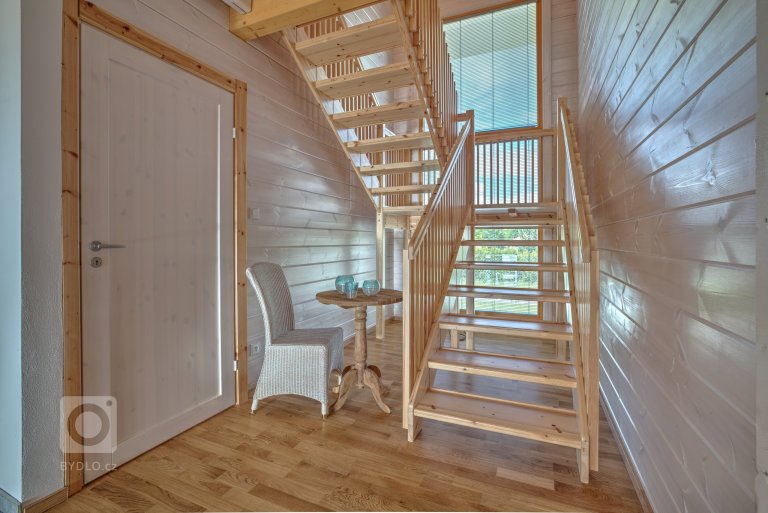 add picture to album