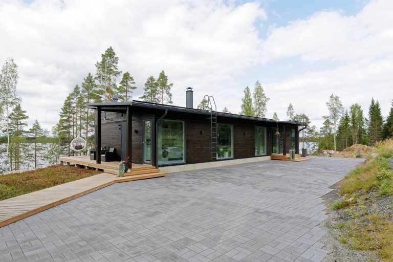Dřevěný dům KONTIO Glasshouse 150