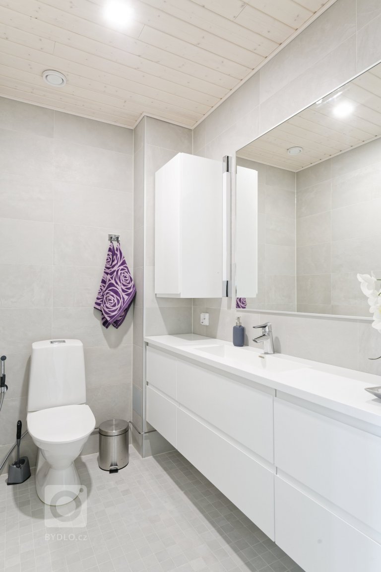 add picture to album