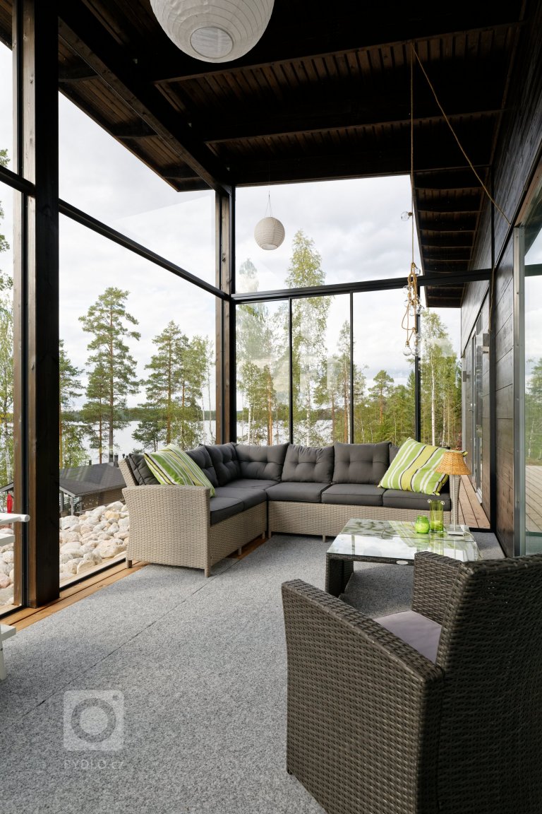 add picture to album