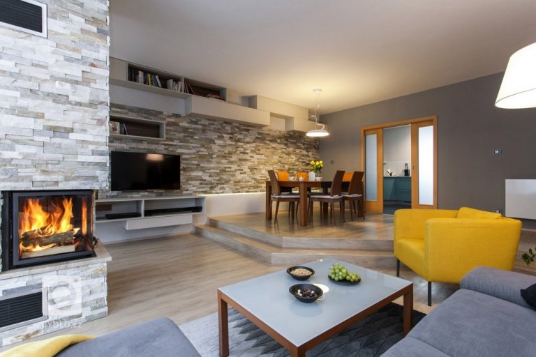 add picture to album