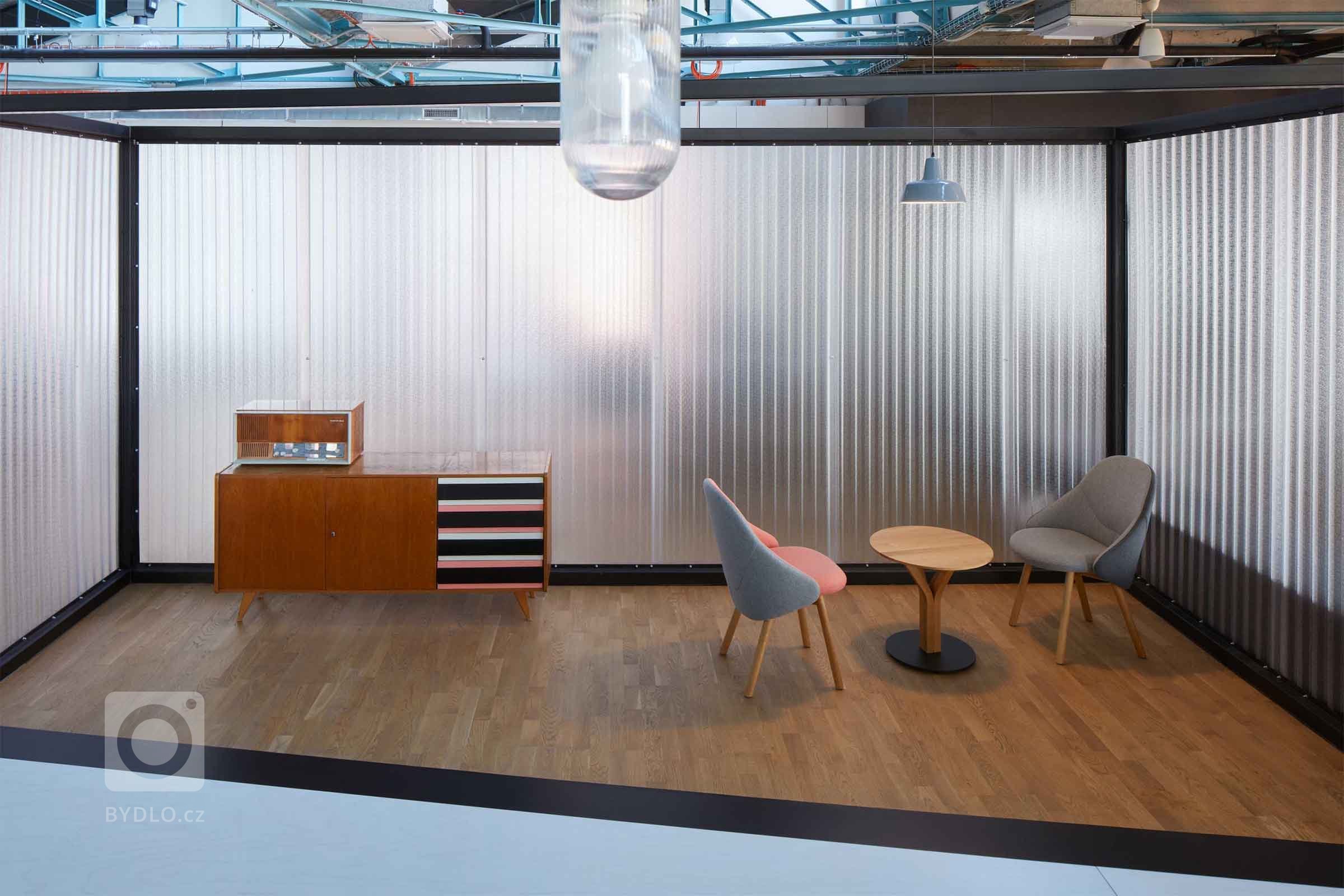 Ocenění Kanceláře roku 2018


Jak skloubit německou preciznost a českou živelnost? Nové administrativní prostory pro pražskou pobočku jedné z největších…