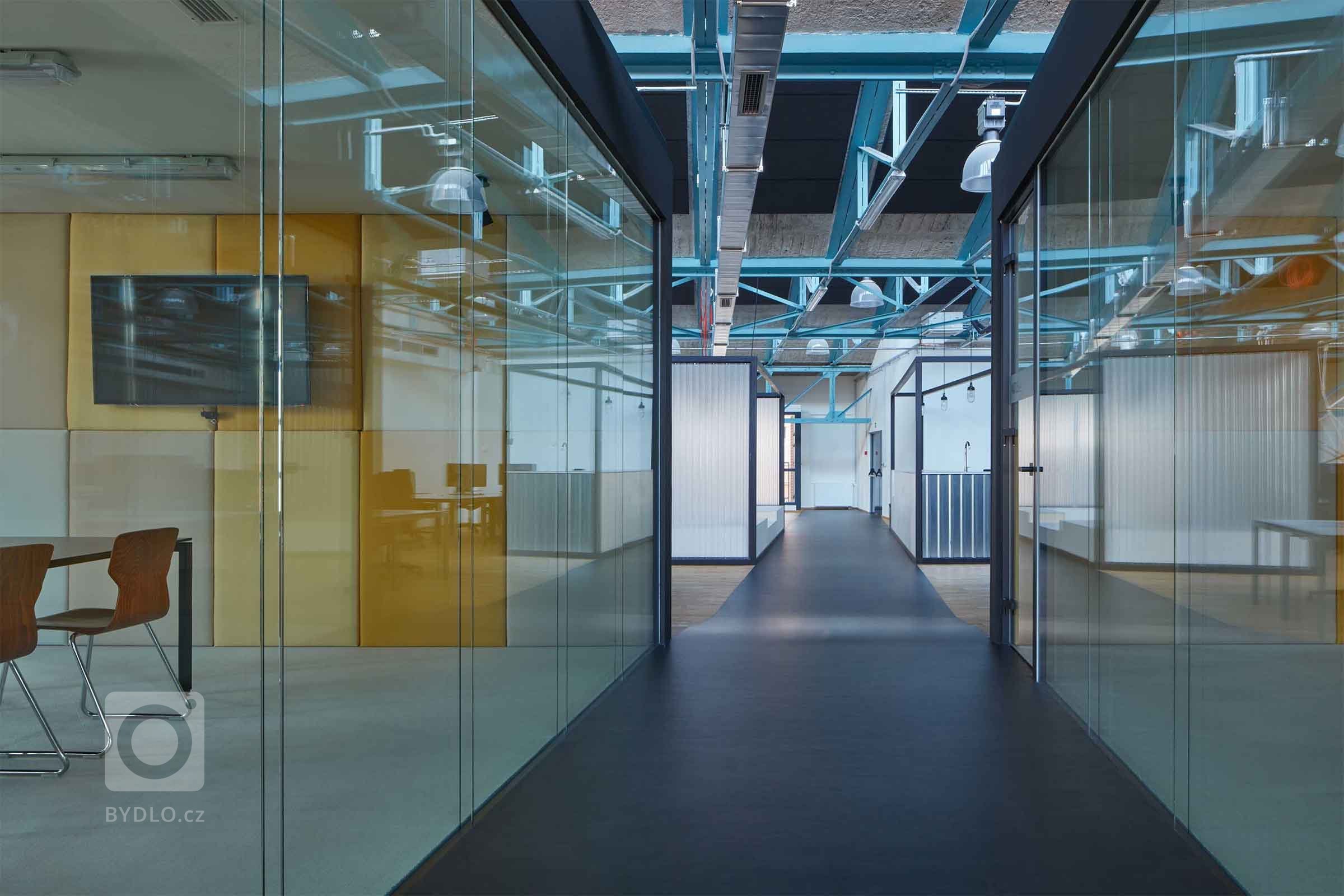 Ocenění Kanceláře roku 2018


Jak skloubit německou preciznost a českou živelnost? Nové administrativní prostory pro pražskou pobočku jedné z největších…