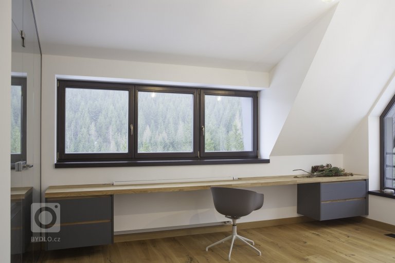 add picture to album