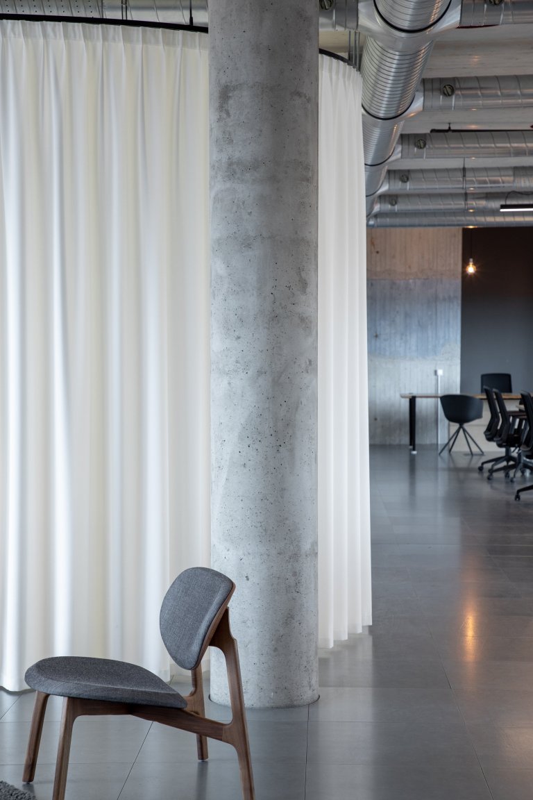 Manifesto &amp; reSITE Office - EN

The aim of the project was to design the interior of a modern open-space office. The starting points for the design were…