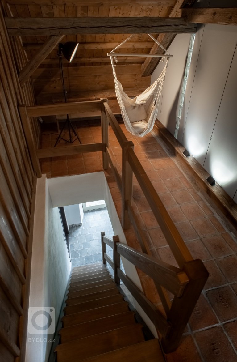 add picture to album