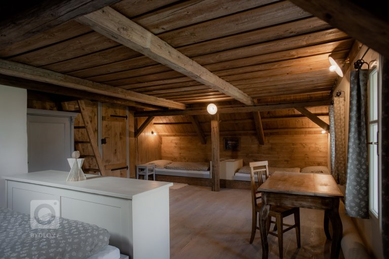 add picture to album