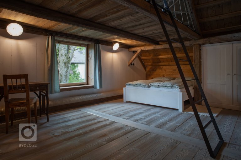 add picture to album