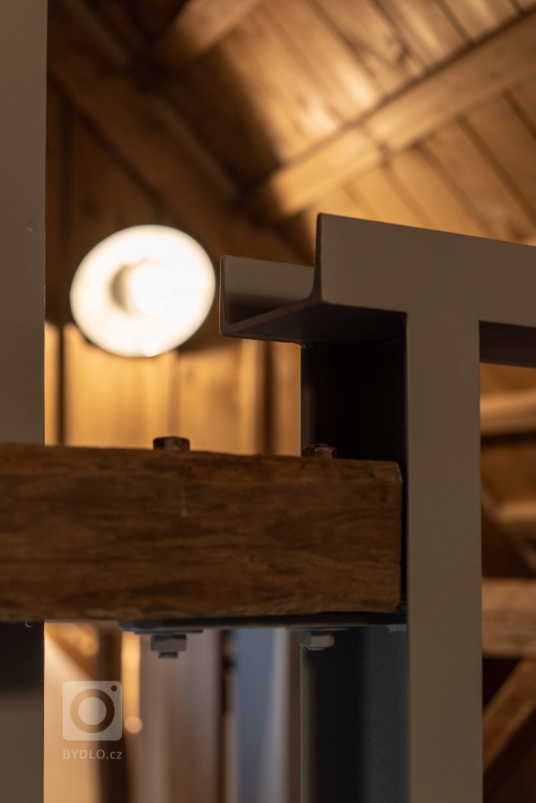 add picture to album