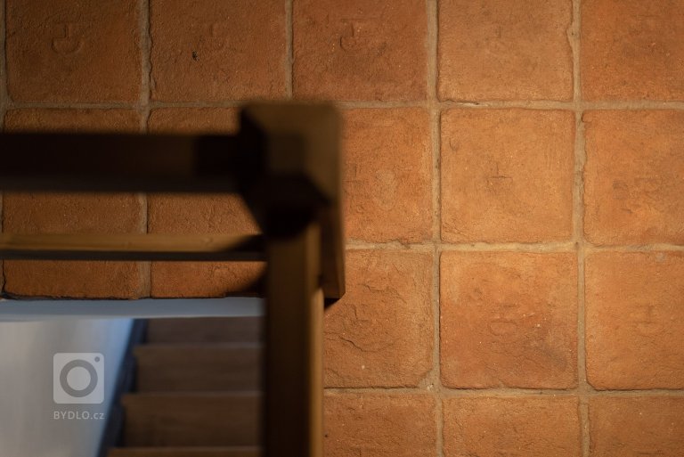 add picture to album