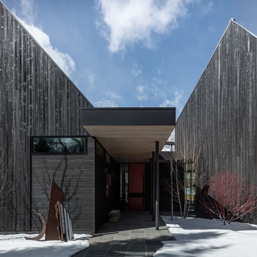 Dům ve tvaru písmene V pro pár v důchodu