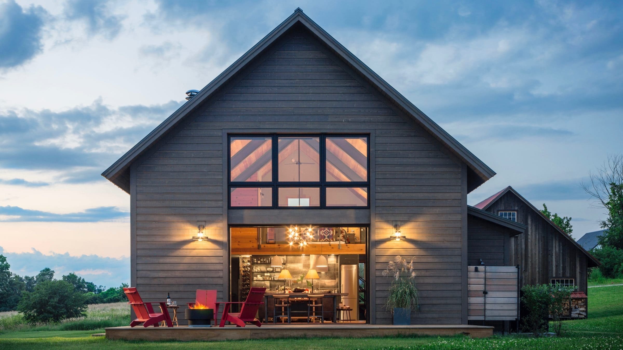 Malá a útulná moderní stodola ve Vermontu