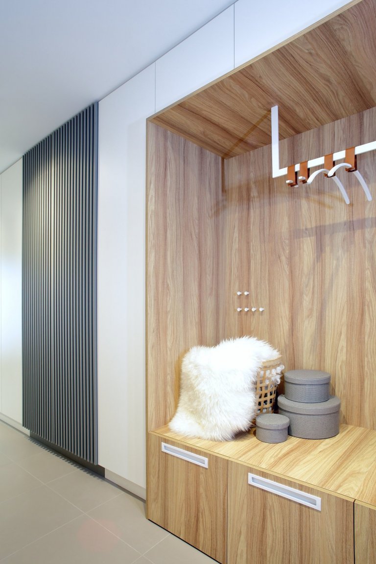 Na tomto projektu jsme začali pracovat v listopadu roku 2016, kdy byt byl ve fázi hrubé stavby a s klienty jsme začali vybírat standardy.
Aktivnější…