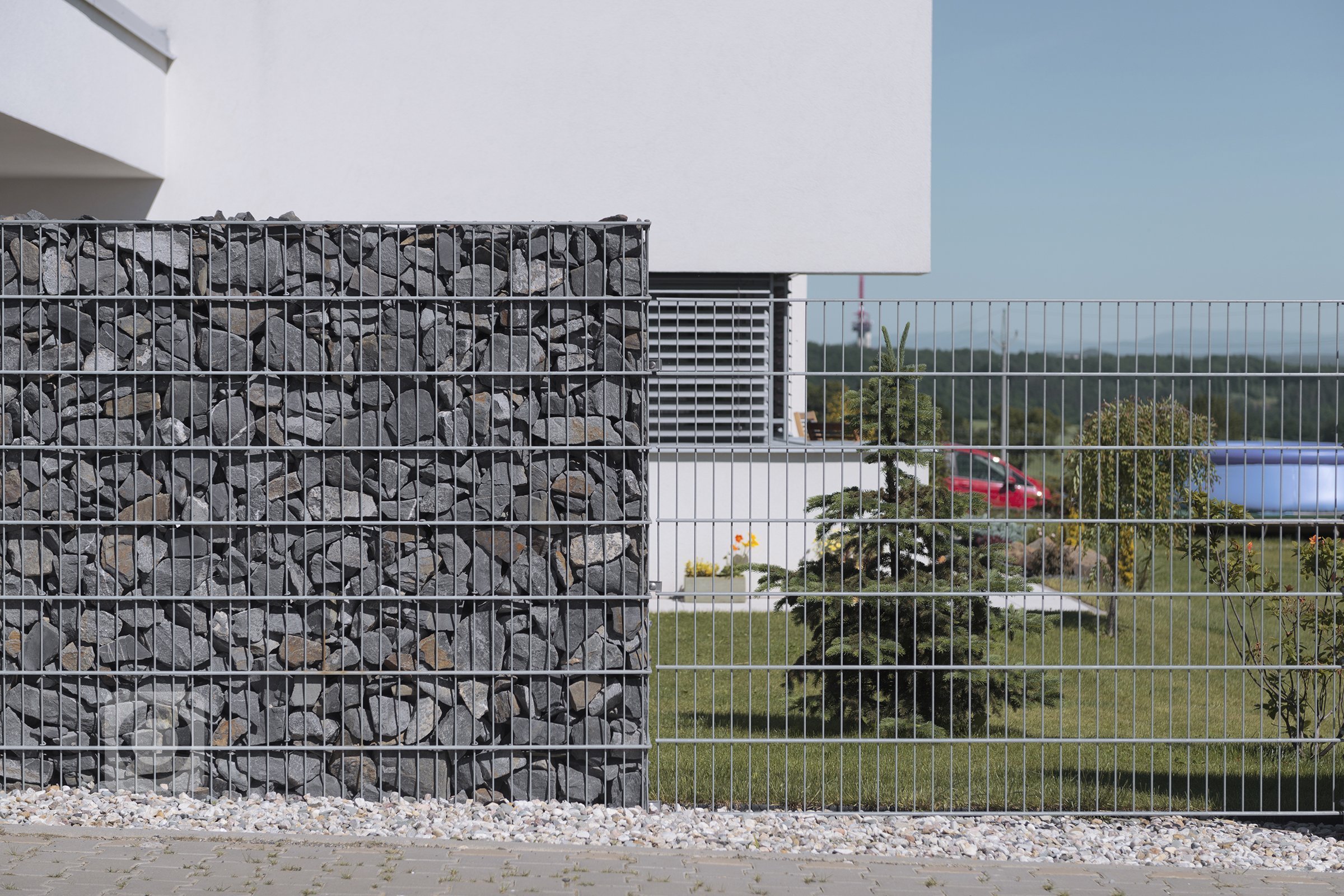 Netradiční dům -&nbsp;netradiční&nbsp;plot

Když zadáte dům&nbsp;architektům v Master Design, můžete čekat,&nbsp;že to bude pecka. Žádná tuctovka. A když…