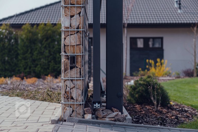 add picture to album