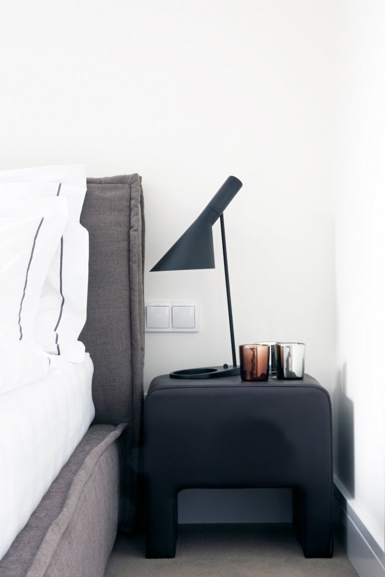 DISPOZIČNÍ ŘEŠENÍ A KOMPLETNÍ REALIZACE INTERIÉRU PRO RODINU S DVĚMA DĚTMI. KLIENT NÁM PONECHAL VOLNOU RUKU A TĚŠÍ NÁS, ŽE BYL S VÝSLEDKEM SPOKOJEN.
