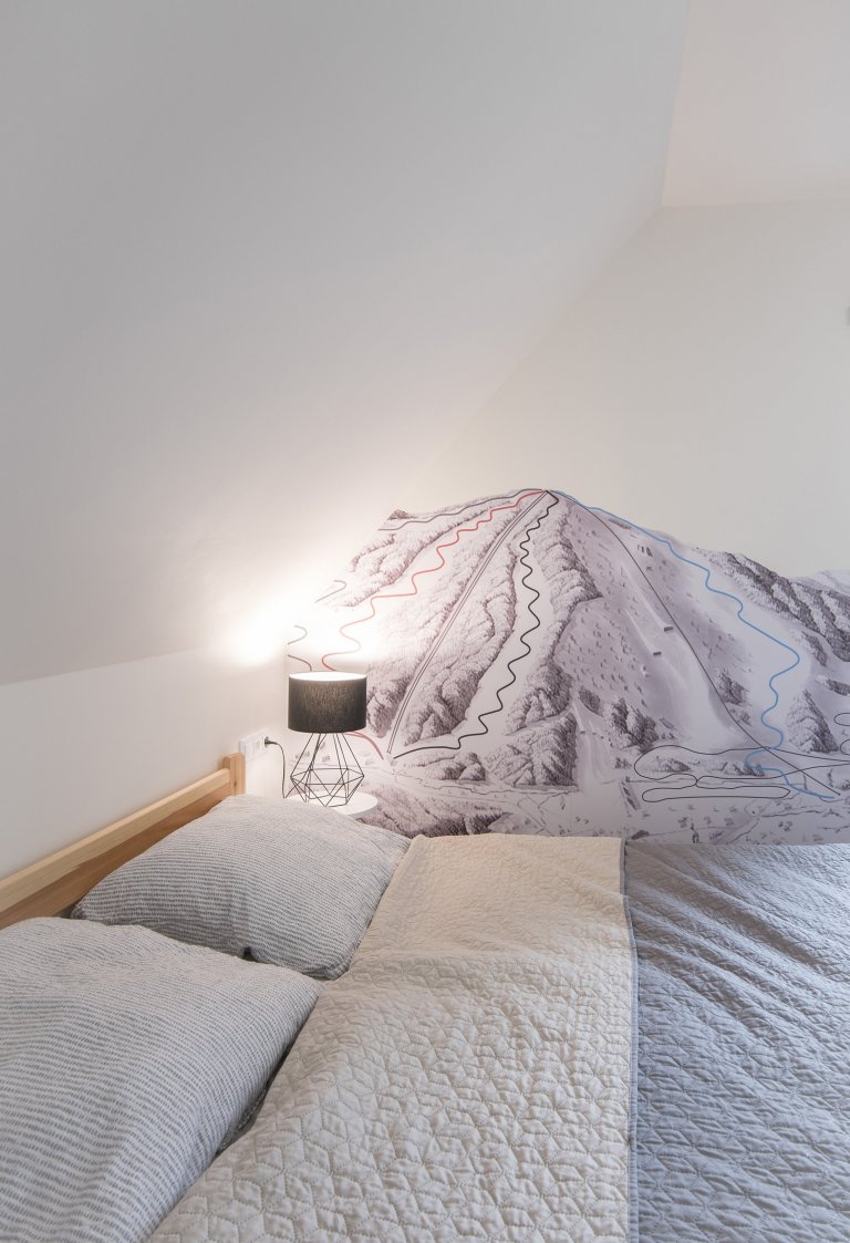 Bývalá kolonie pro úředníky celní správy byla umístěna do Anenského údolí u&nbsp;Harrachova. Je to krásné místo, kterým se vine říčka Mumlava a&nbsp;nyní je to…