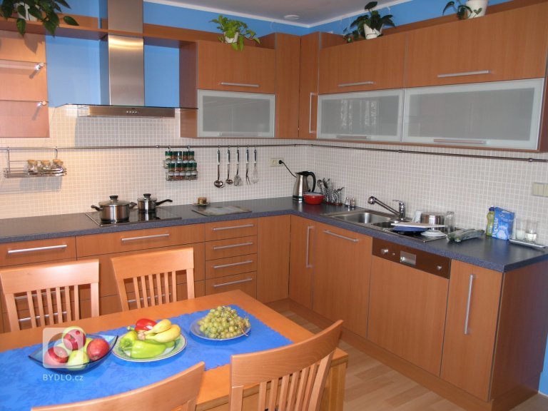 add picture to album