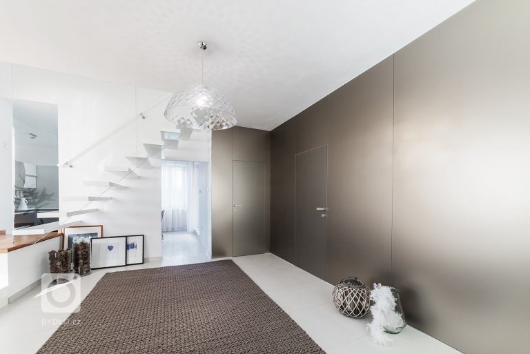 add picture to album