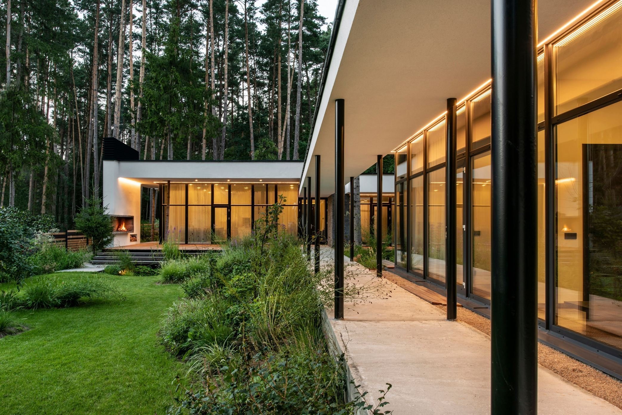 Dům s unikátním přemostěním „Bridge house“