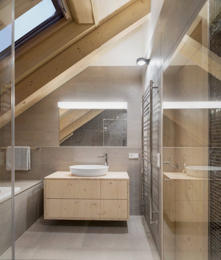 Chata ze smrkových CLT panelů