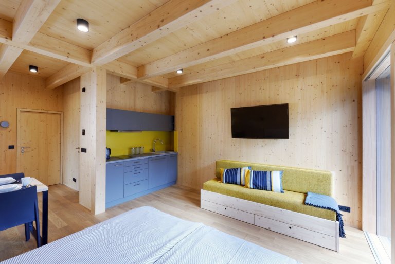 Chata ze smrkových CLT panelů