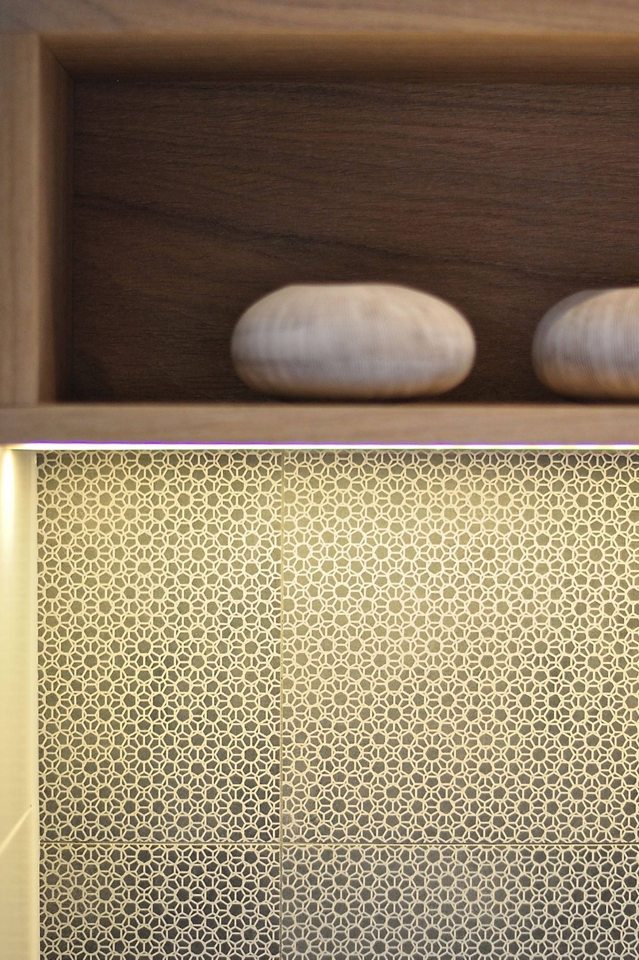 Dialog dřeva s betonem