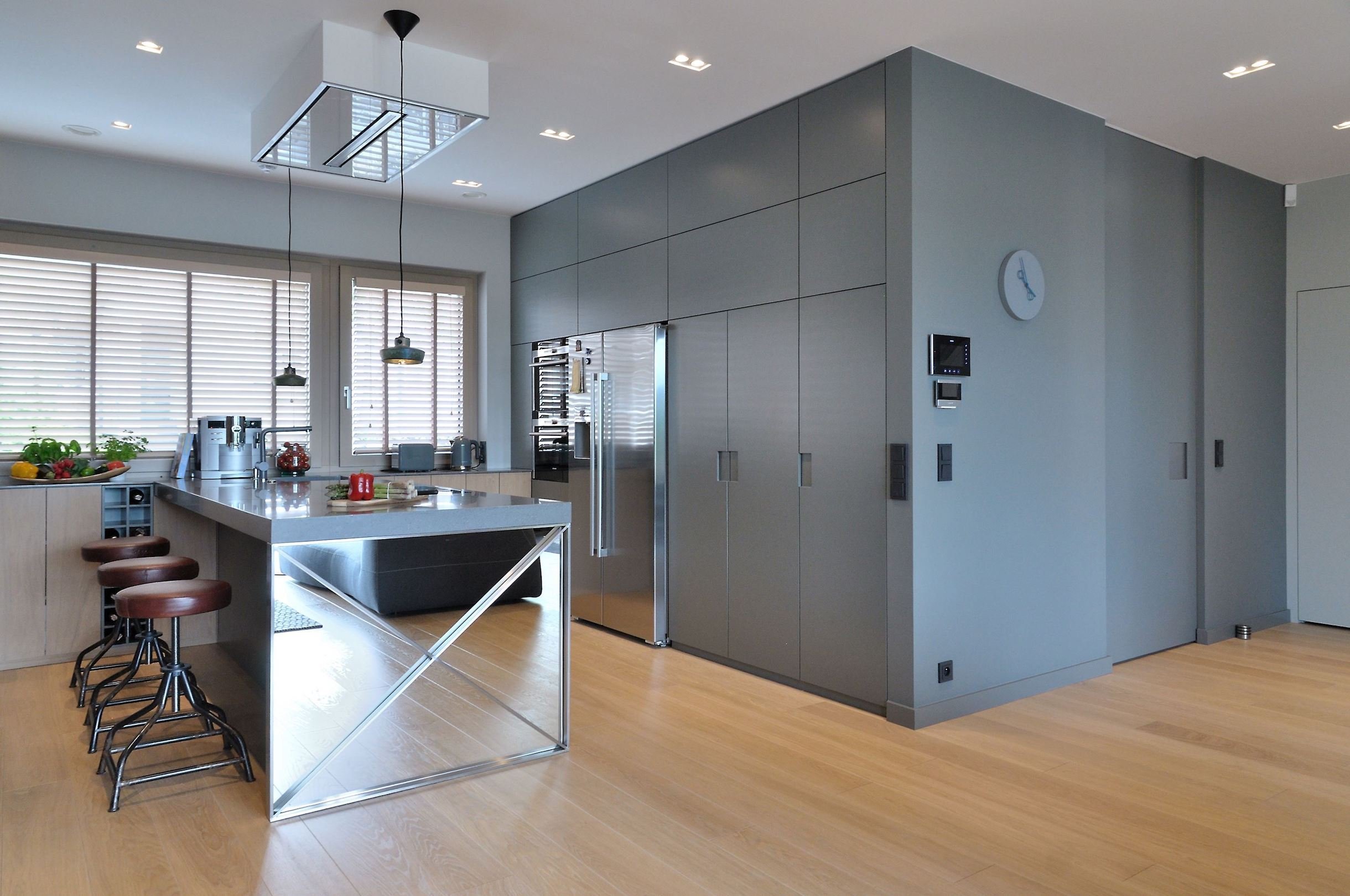 Dialog dřeva s betonem