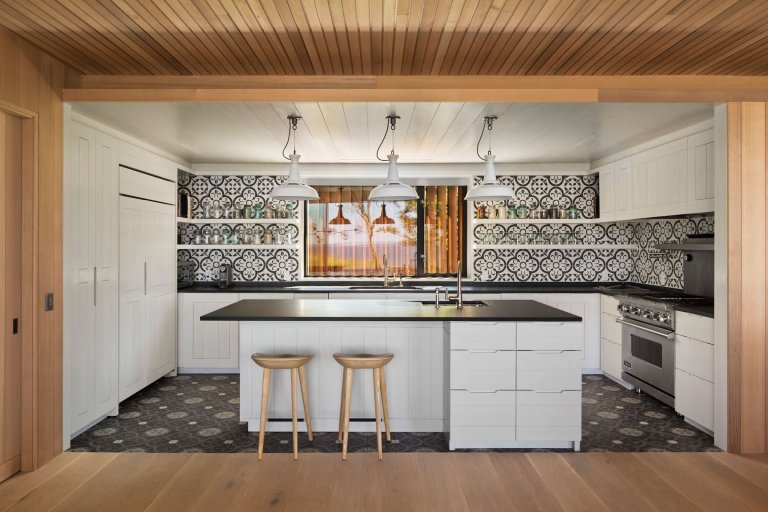 Dům s bazénem na pláži