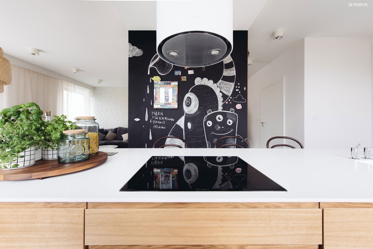 Dům s tabulí místo stěny