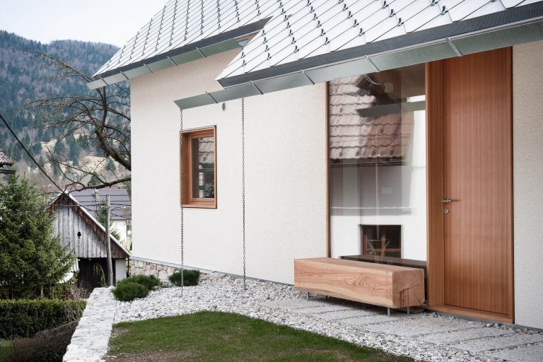 V jednoduchosti je krása – moderní dům v chráněné oblasti