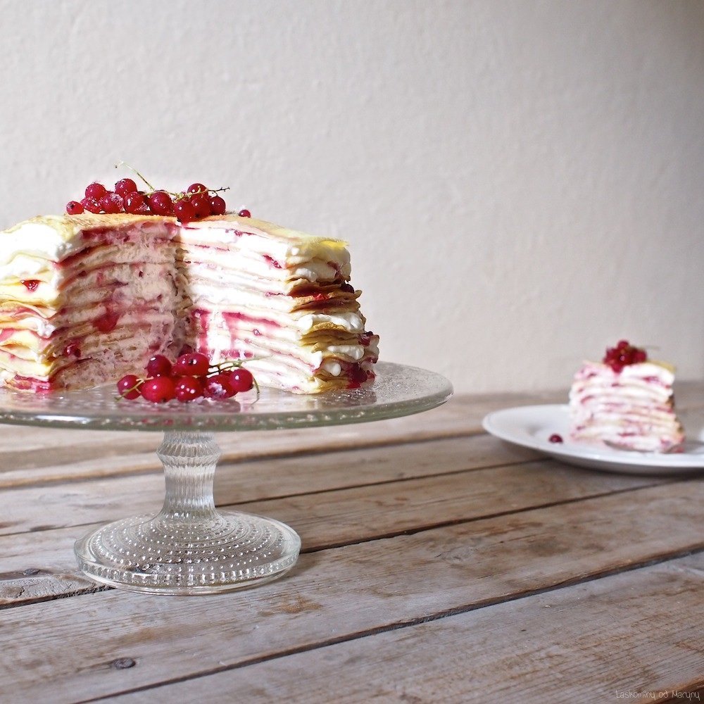 Palačinkový dort s bezinkovým krémem