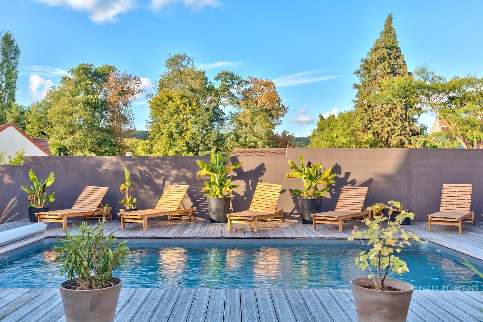 Renovace stodoly u Paříže