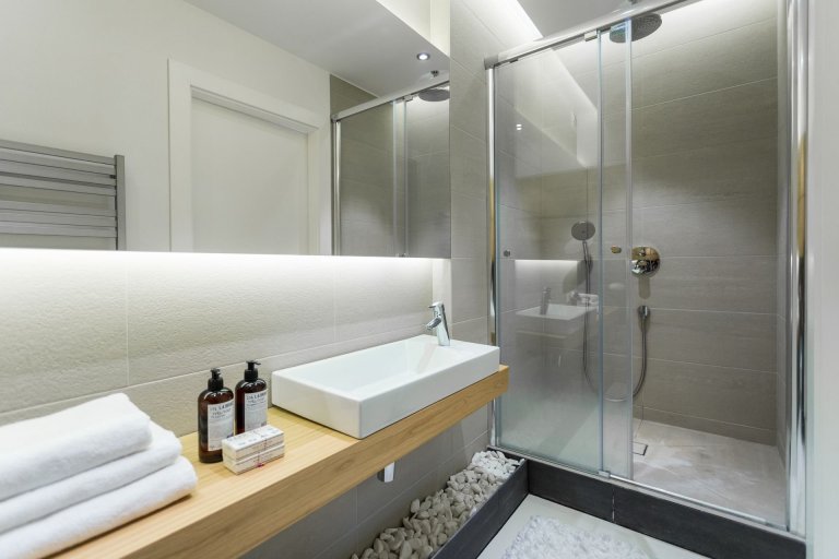 Šedá není nudná, vše záleží na doplňcích