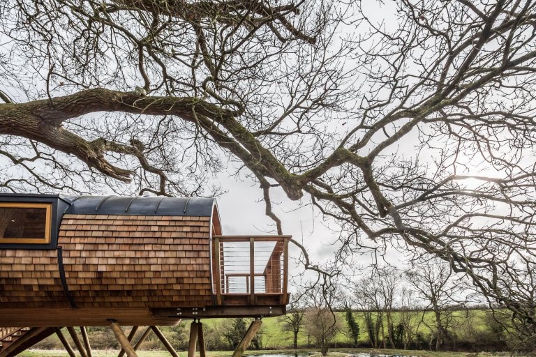 Unikátní stromový dům v Anglii