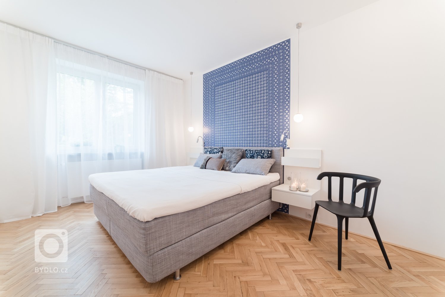 Čerství majitelé třípokojového bytu se dvěma lodžiemi a malým balkonem měli od začátku jasno v tom, že chtějí mít bydlení ve skandinávském stylu. Jenže původně…