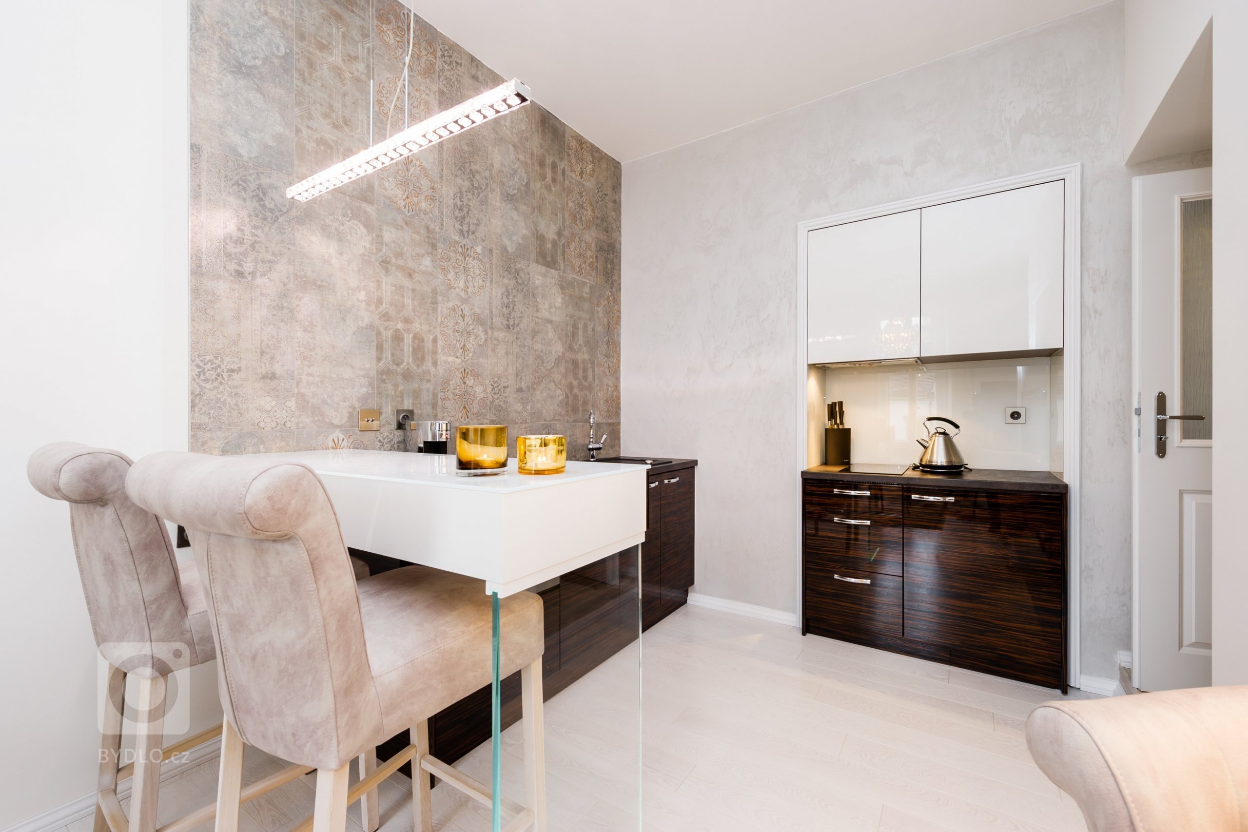 Garsonka je určena pro krátkodobé pronájmy cizincům. A pokud v ní chcete být ubytovaní, naleznete ji i na mezinárodním ubytovacím portálu Air BNB. Na…