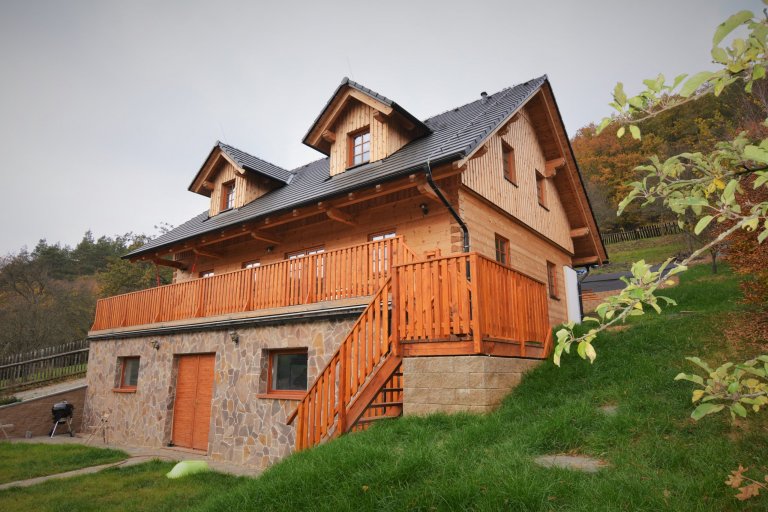Poloroubenka z borovice