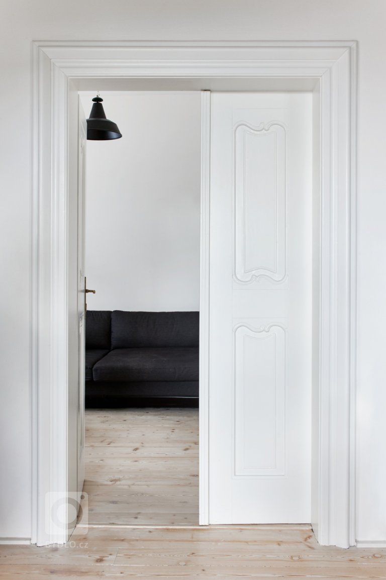 Současné bydlení v klášteře bez řehole a askeze