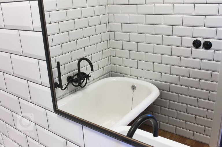 Současné bydlení v klášteře bez řehole a askeze