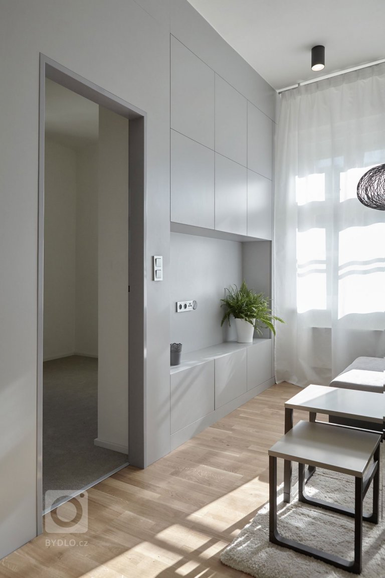 add picture to album