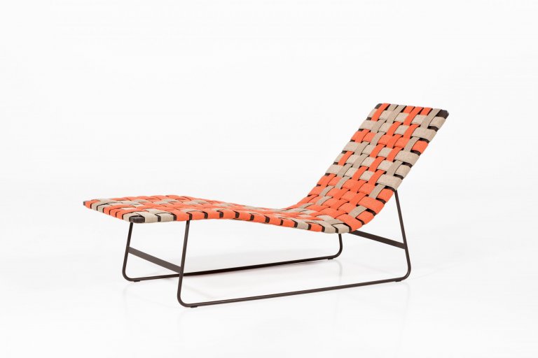 Chaise longue