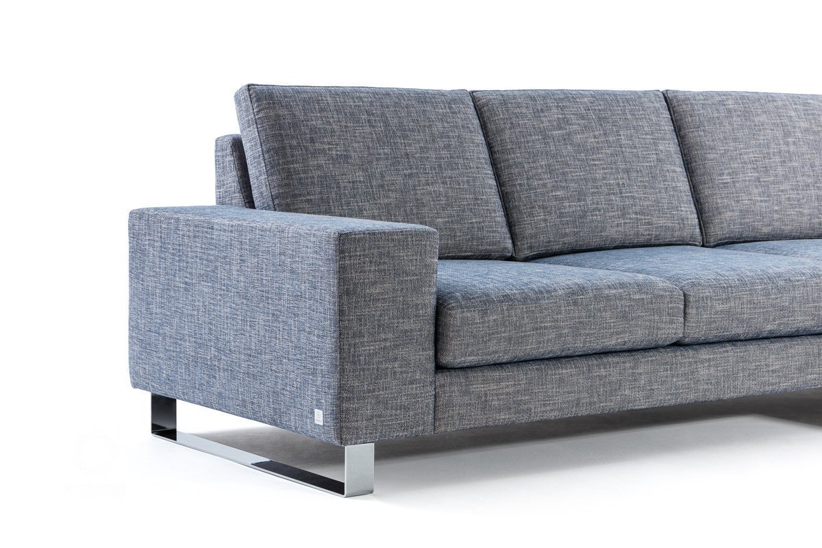 Sedací souprava, která nezestárne

Díky jednoduchým tvarům je design tohoto variabilního modelu opravdu nadčasový. Víme, že pohodlí je vnímáno velmi…
