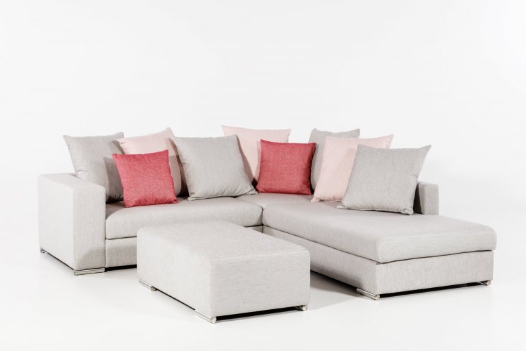 Idelální řešení pro velkou rodinu

Spokojenost našich nejbližších je nám nejdražší. Aby se u vás doma cítila celá vaše rodina dobře a bezpečně, pořiďte jim…