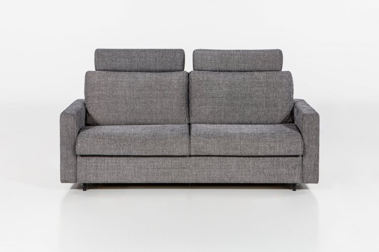 Sedací souprava s rozkladem pro každodenní přespání. Šířka pěnové matrace 140 nebo 160 cm.&nbsp;
