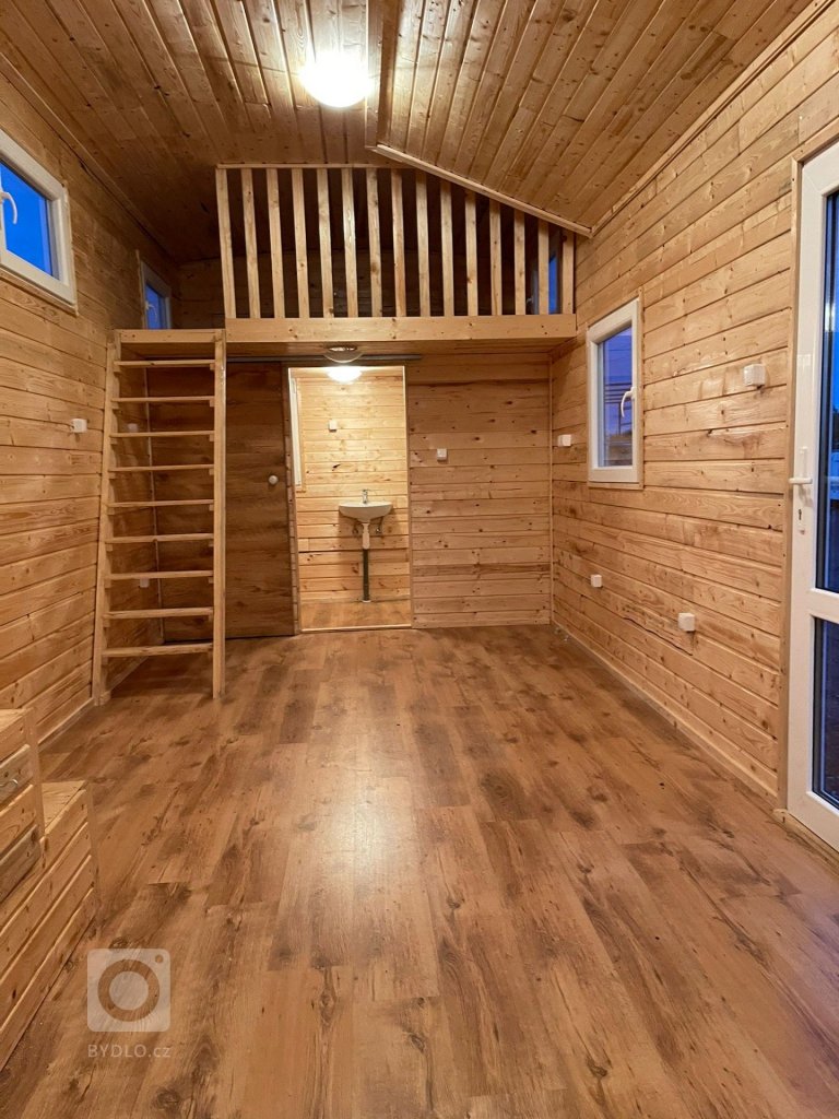 add picture to album