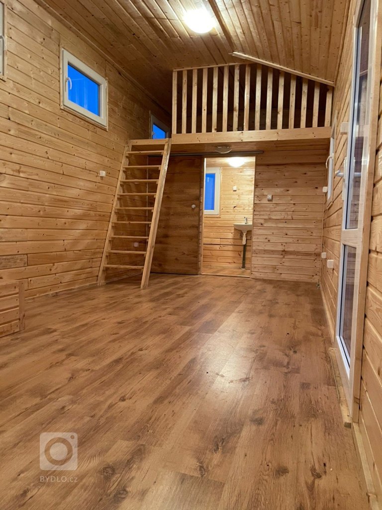 add picture to album