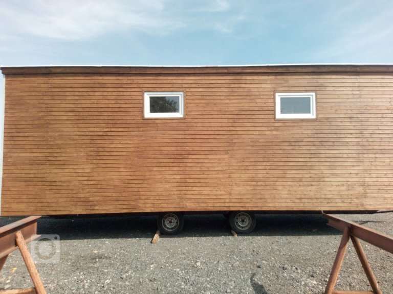 add picture to album