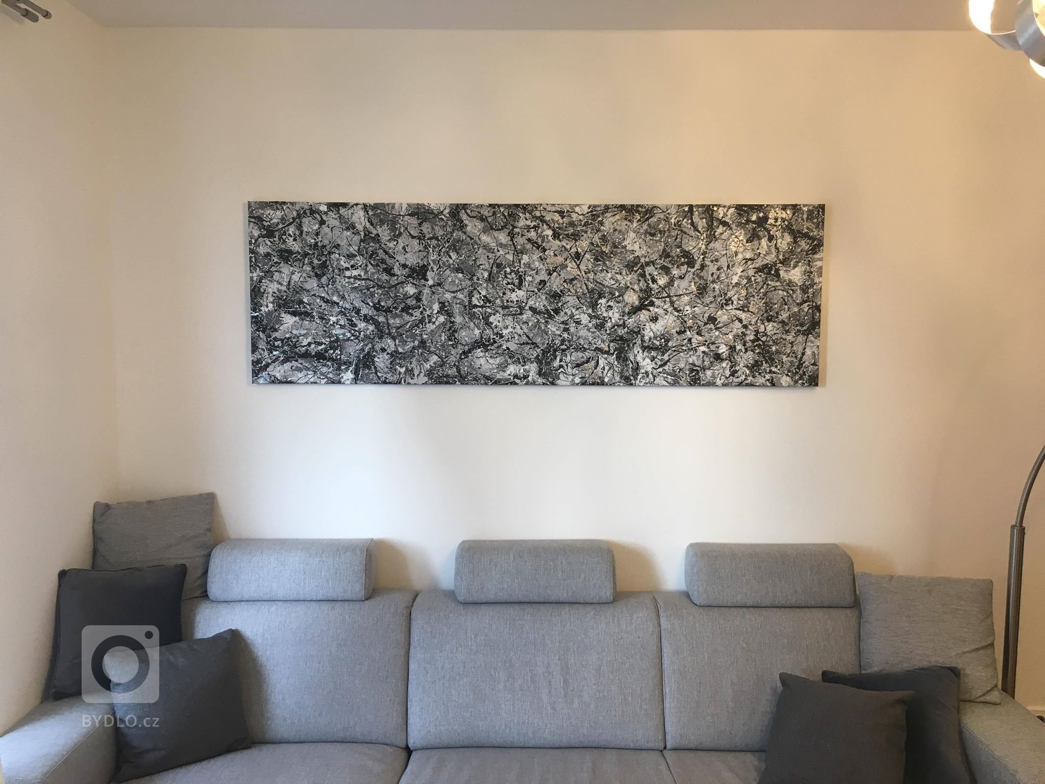 Specifické požadavky na interiérový doplňek v duchu 50 odstínů šedi.&nbsp;

Zakázkově tvořené obrazy na míru...
